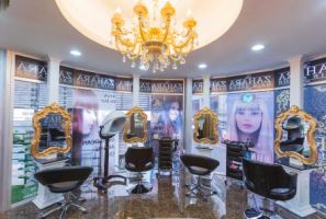 Zahara Hair Salon Bangkok Sukumvit. A Professional Salon for Westerners with English Speaking Stylists & quality International brands