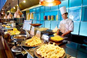 breakfast buffet bangkok Patummat