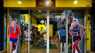 running specialty stores bangkok PASSIONRUN อุปกรณ์วิ่งมาราธอน วิ่งเทรล เป้น้ำ รองเท้าLUNA