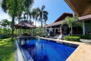 real estate agencies bangkok Five stars