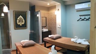 therapeutic massages bangkok Healing In Thai Massage & Beauty